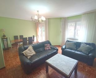 Living room of Flat to rent in Salamanca Capital  with Balcony