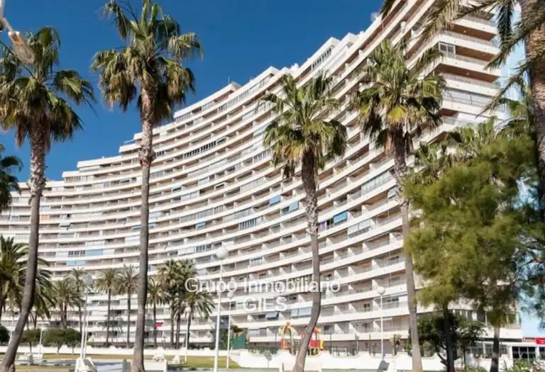 Vista exterior de Apartamento en venta en Cullera con Aire acondicionado, Calefacción y Terraza