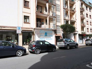 Locale commerciale in vendita a Txirrita Kalea