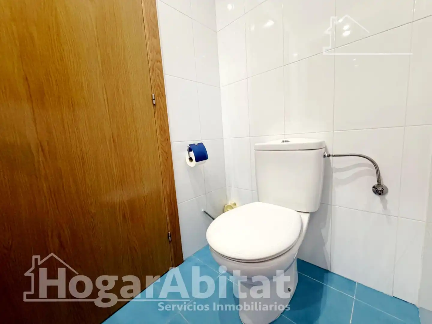 Bany de Casa adosada en venda en Sagunto / Sagunt amb Aire condicionat, Jardí privat i Terrassa