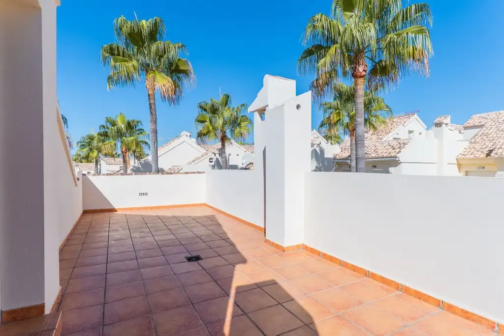 Casa aparellada amb piscina en venda a Las Chapas - El Rosario, imagen 27