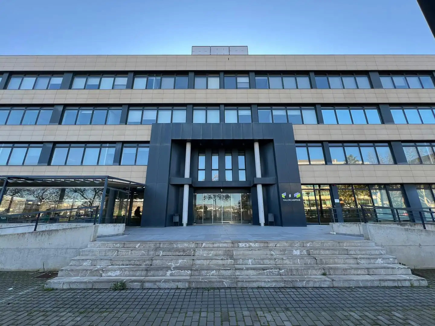 Büro zur Miete in Carrer del Fluvià, 1, Son Cladera