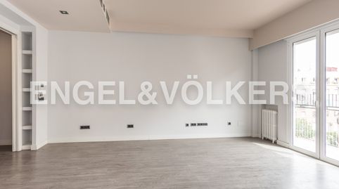 Foto 4 von Wohnung zur Miete in Cavanilles, Pacífico, Madrid Capital
