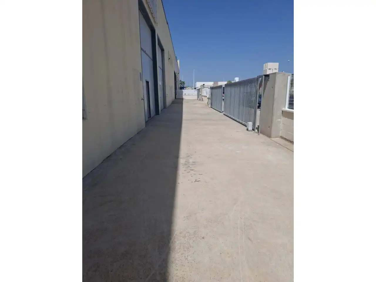 Nau industrial de lloguer a Riba-roja de Túria