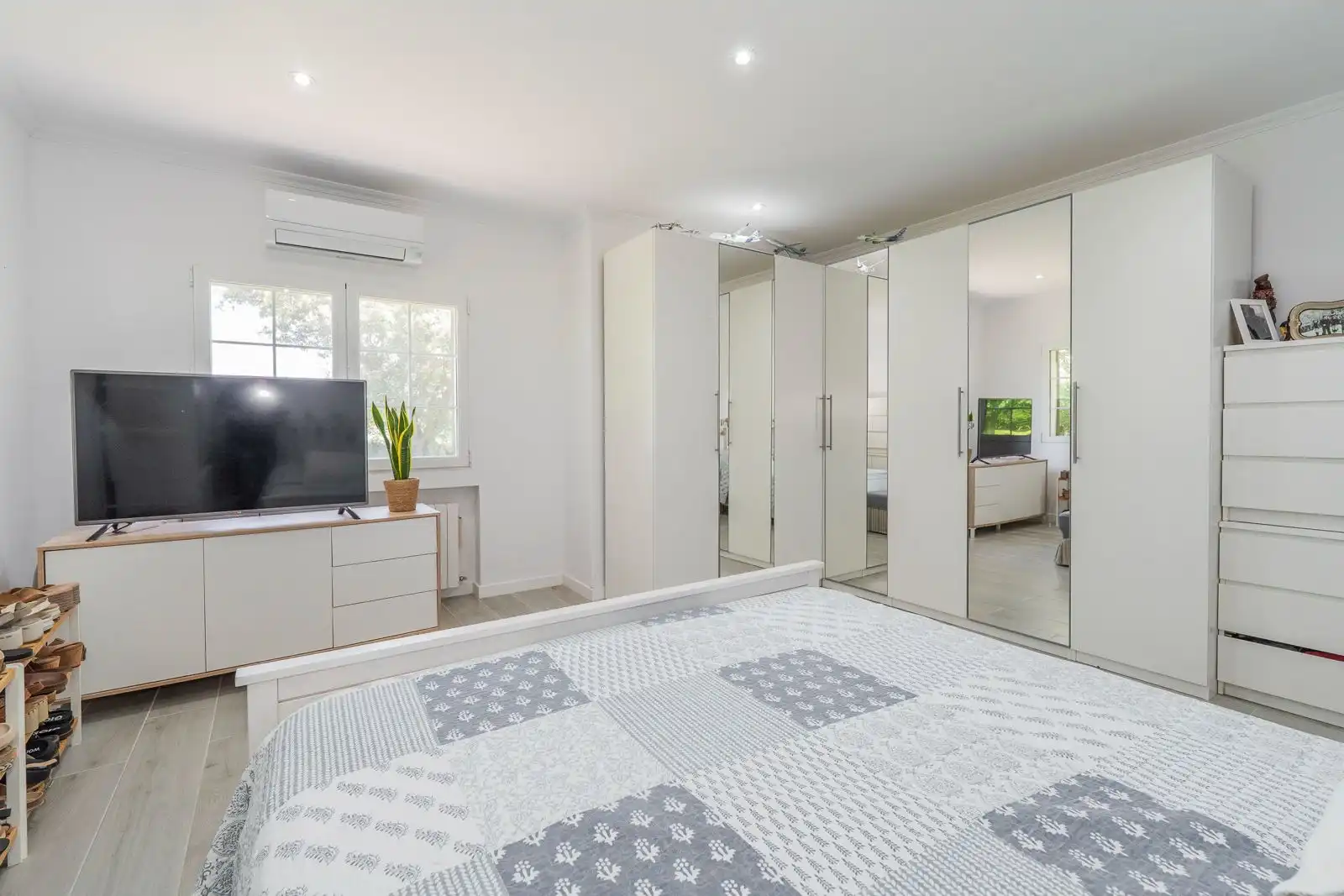 Habitación de Casa o chalet en venta en San Agustín del Guadalix con Aire acondicionado, Calefacción y Jardín privado
