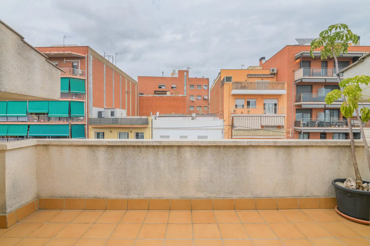 Casa adosada en venda a Torrent Ballester