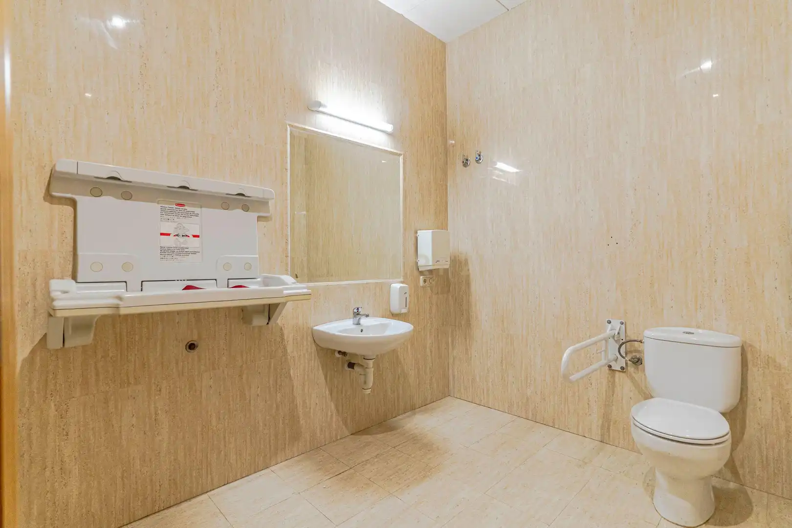 Edificio en venta en N-342, 11, 18870 Gor, Granada, Spain, 12, Gor