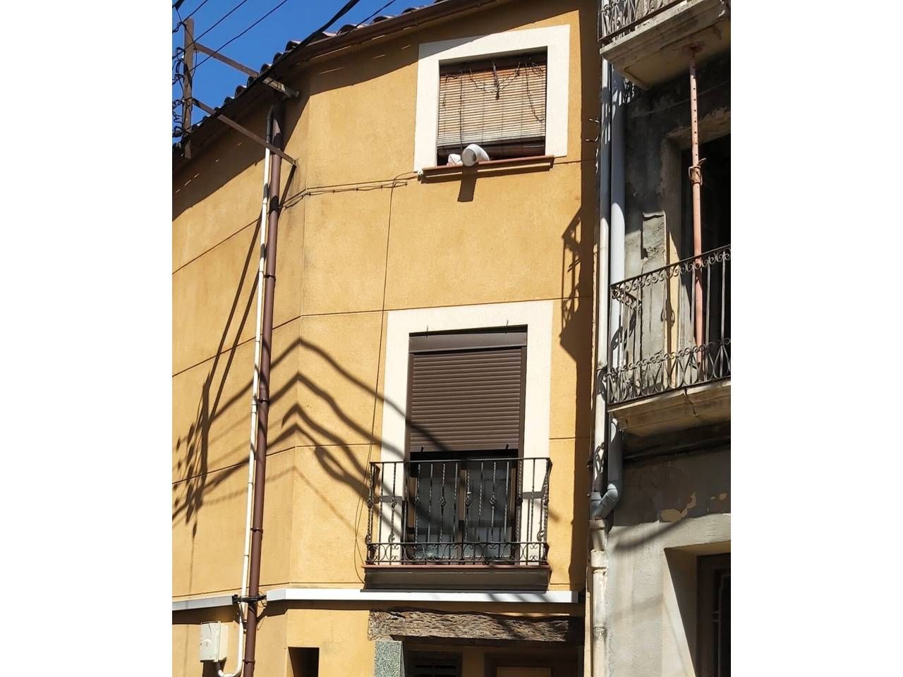 Vista exterior de Dúplex en venda en Valls amb Terrassa i Balcó