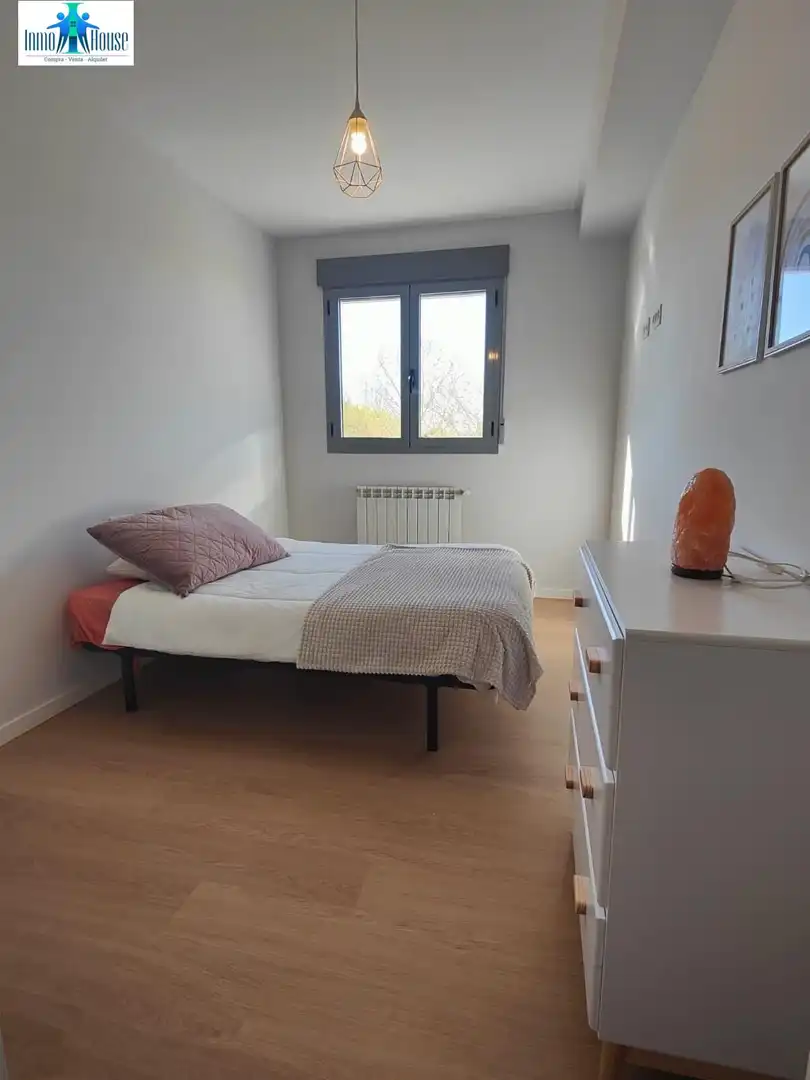 Schlafzimmer von Wohnung zum Verkauf in Albacete mit Klimaanlage, Heizung und Abstellraum