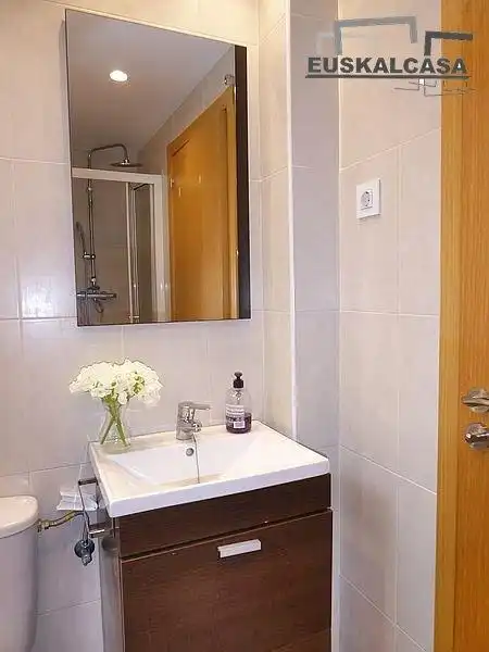 Baño de Piso en venta en Errekalde