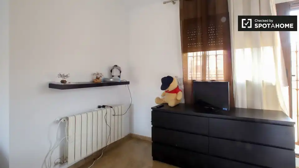 Room in Beniferri