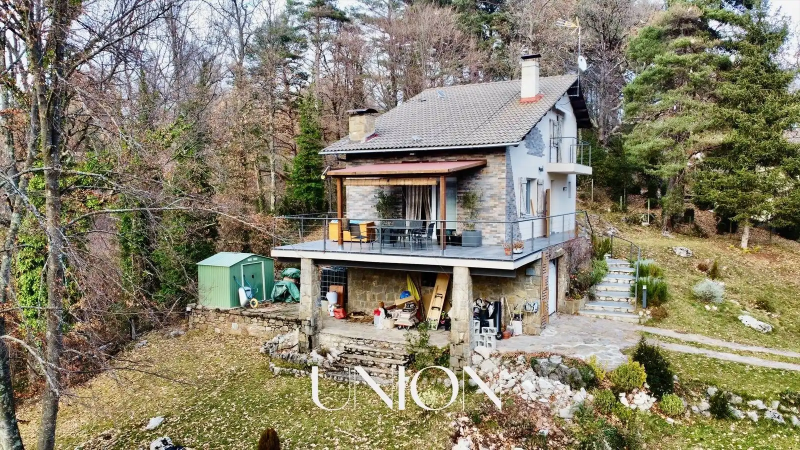 Vista exterior de Casa o xalet en venda en Camprodon amb Aire condicionat, Calefacció i Jardí privat