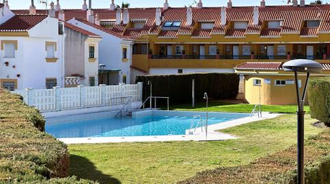 Foto 2 de Casa adosada en venda a Osa Mayor, 2, Salobreña Costa, Granada