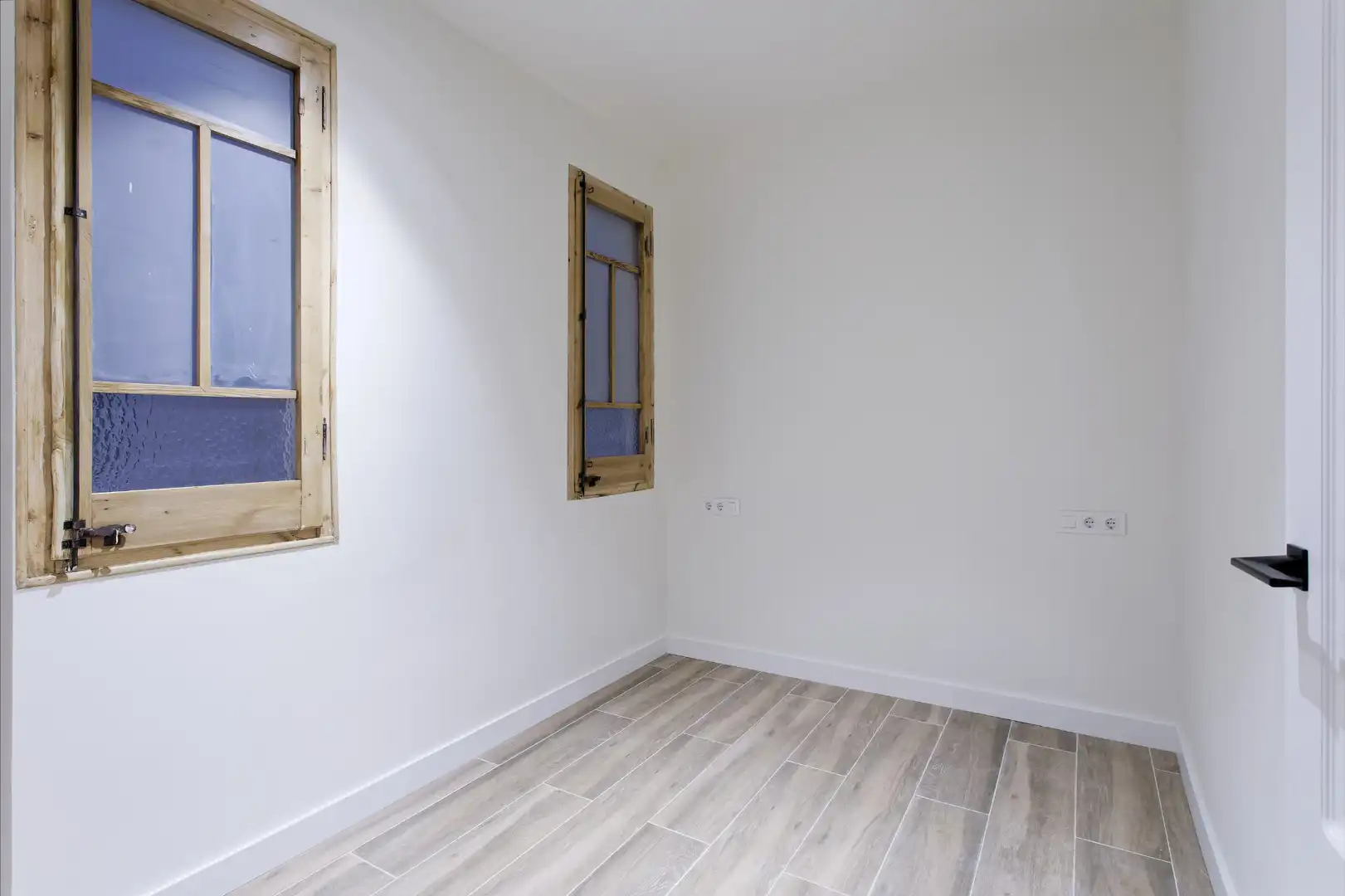 Bedroom of Flat for sale in Barcelona  with Air Conditioner, Heating and Oven