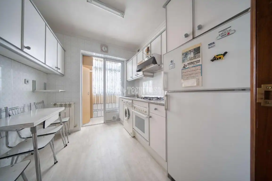 Kitchen of Flat for sale in Valladolid  with Heating