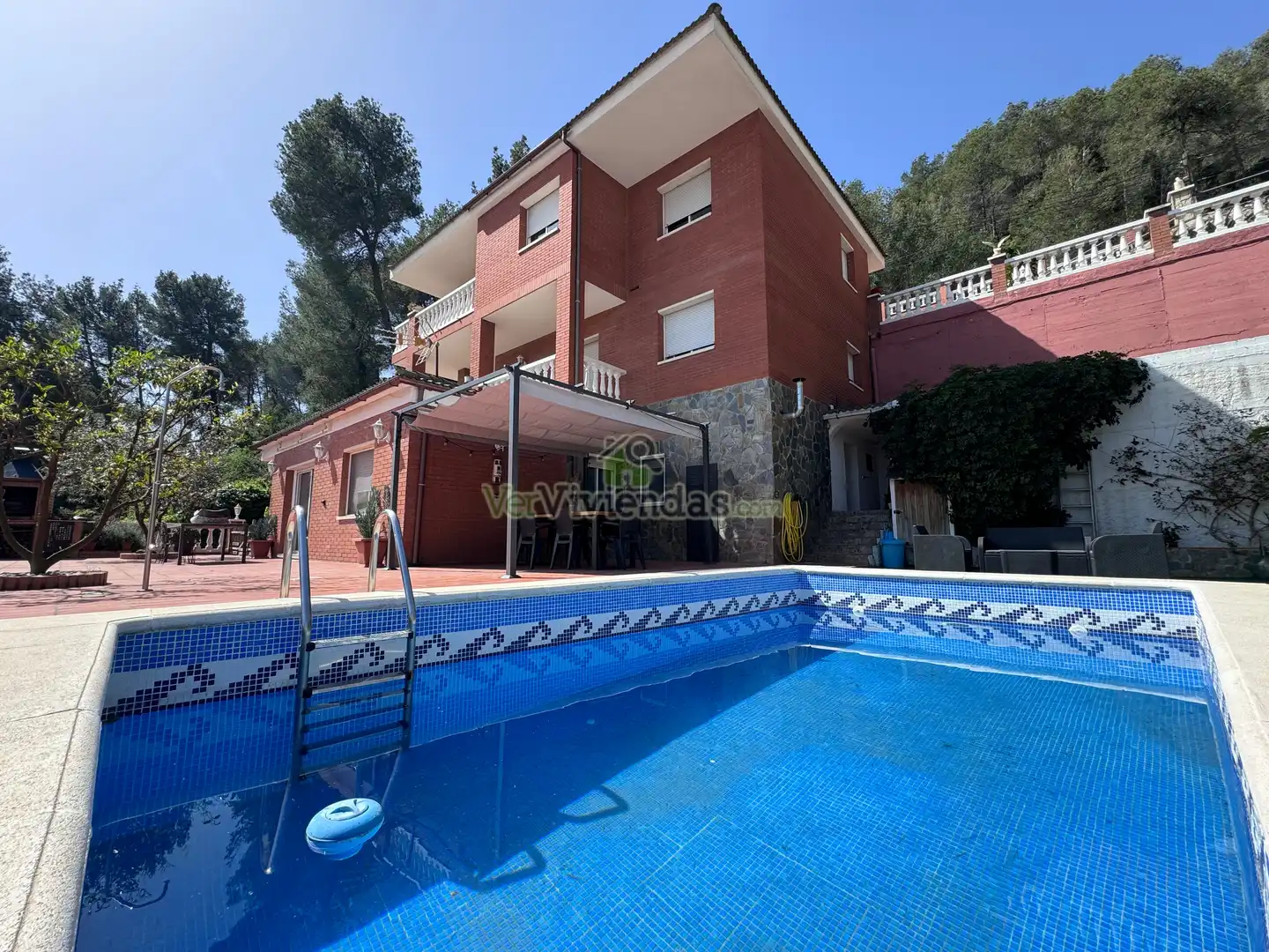 Casa o xalet en venda a Carrer de Migjorn, 34, Vallirana