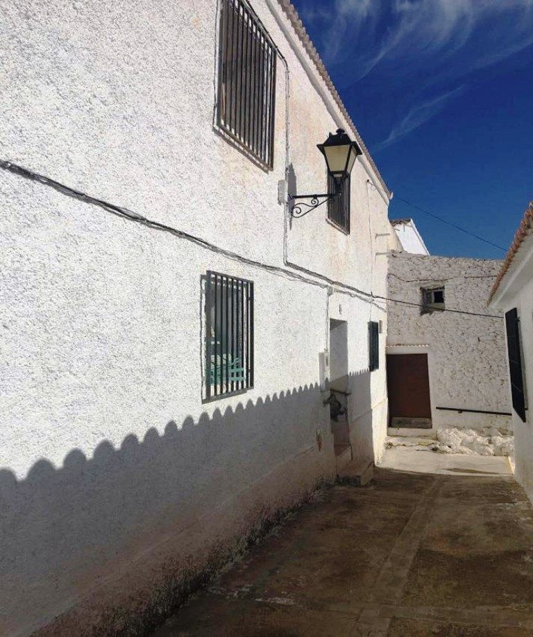 Vista exterior de Casa o xalet en venda en Alcudia de Monteagud amb Terrassa