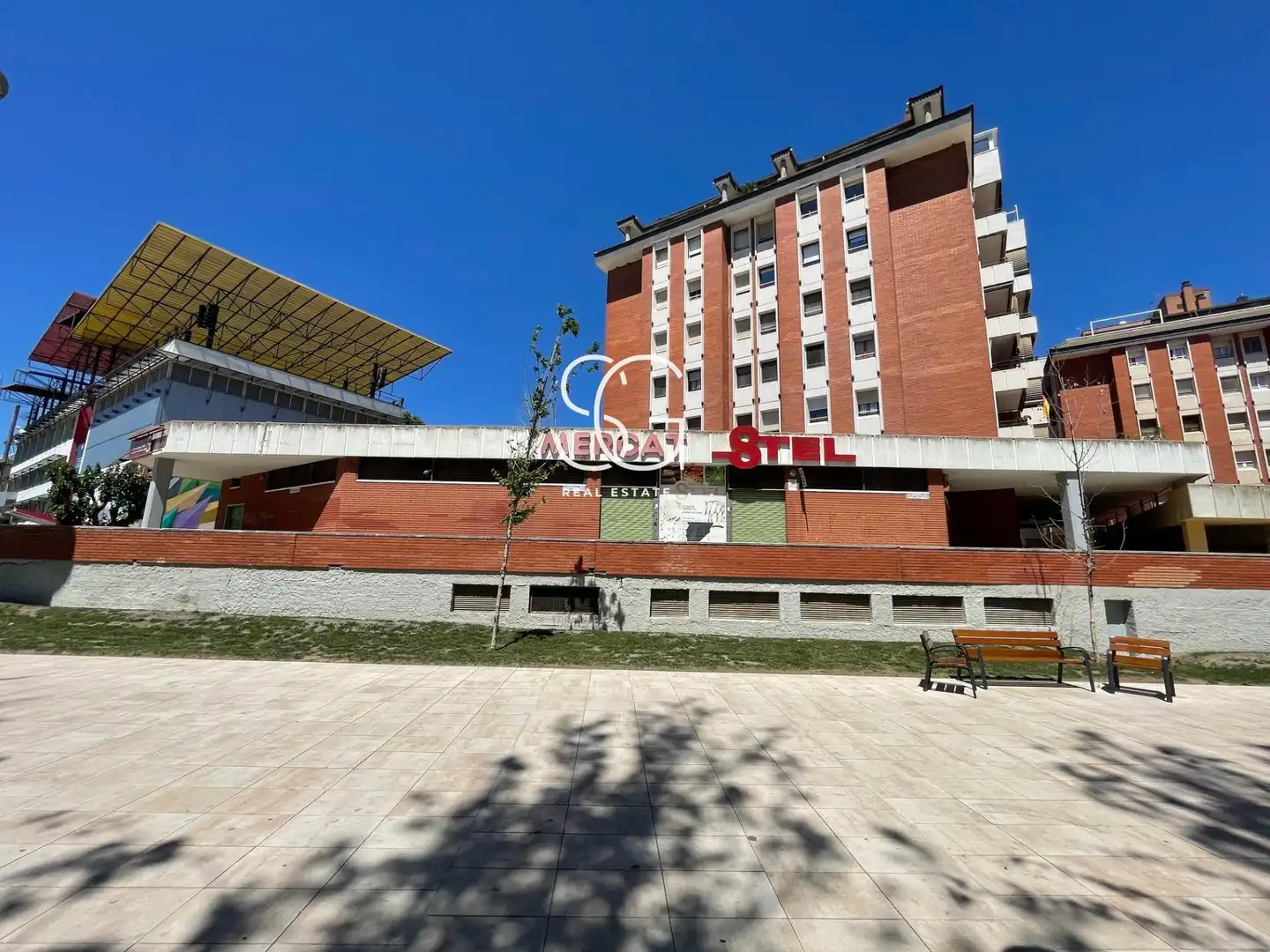 Locale commerciale in vendita a Calle corbera de llobregat