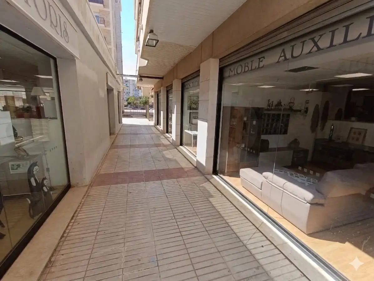 Locale commerciale in affitto a Marítim, imagen 2