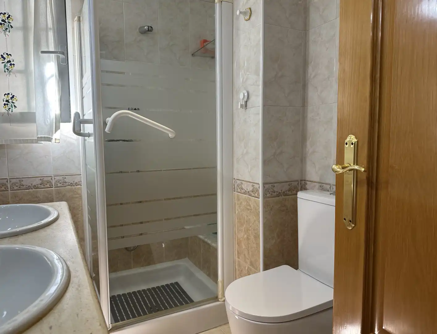 Baño de Casa adosada en venta en Cartagena con Aire acondicionado, Jardín privado y Terraza