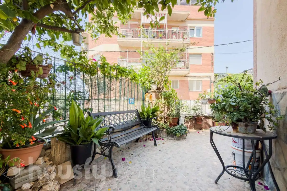 Terrace of Houses for sale in Santa Coloma de Gramenet  with Air Conditioner, Heating and Private garden