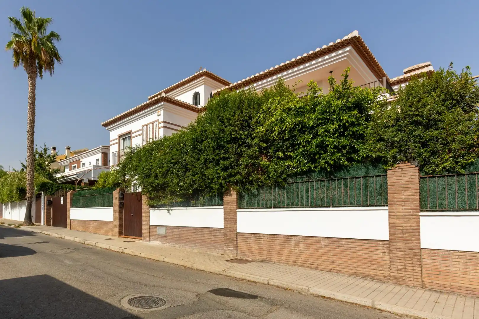 Vista exterior de Casa o chalet en venta en Motril con Calefacción, Jardín privado y Terraza