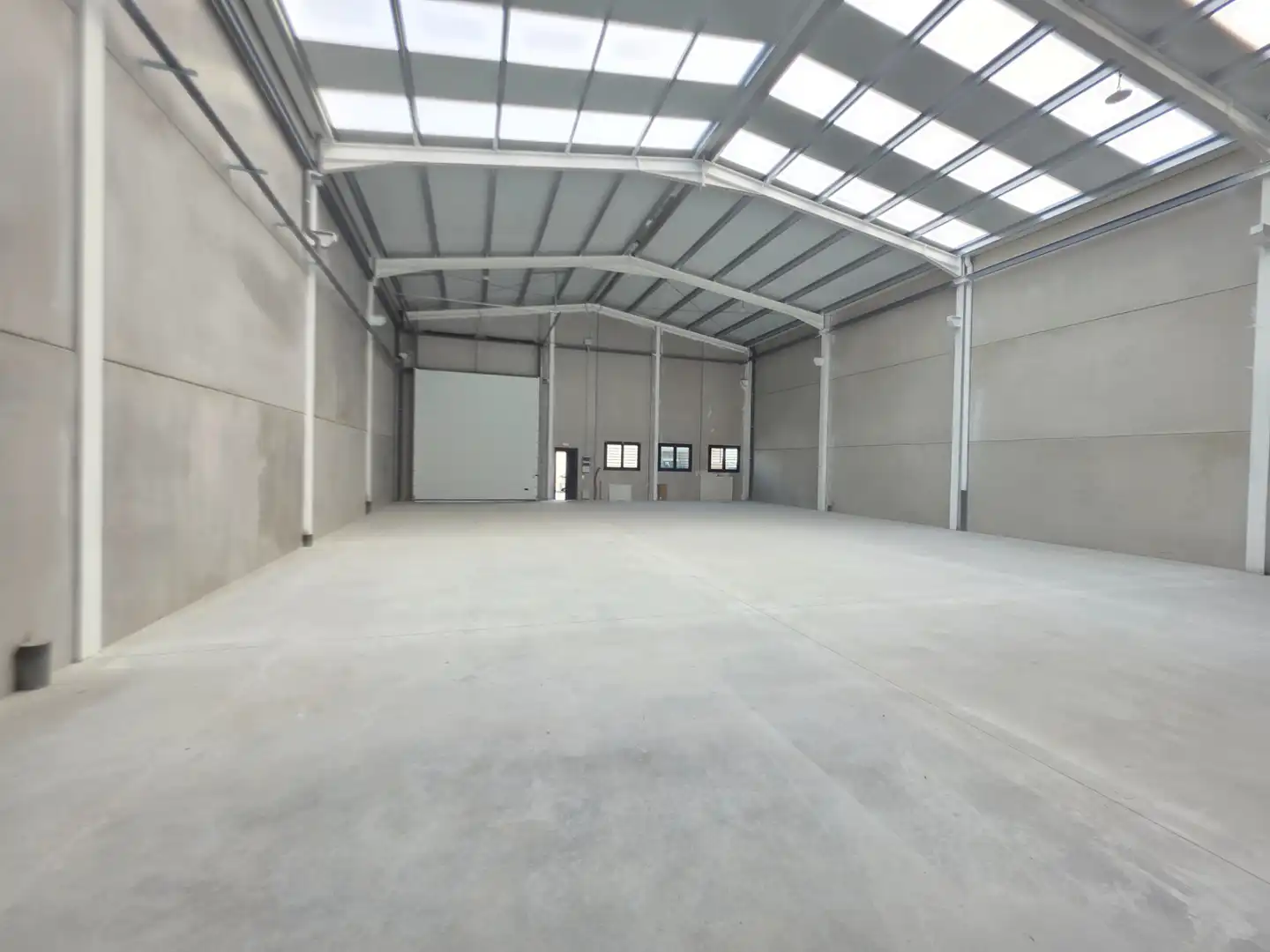 Nave industrial de alquiler en La Zubia