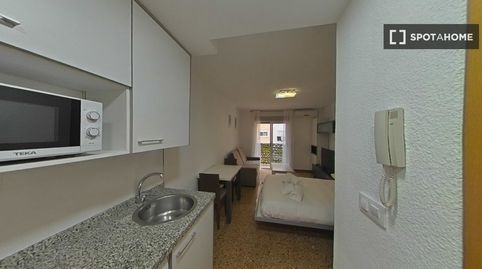 Foto 2 de Piso de alquiler en Arrancapins, Valencia Capital