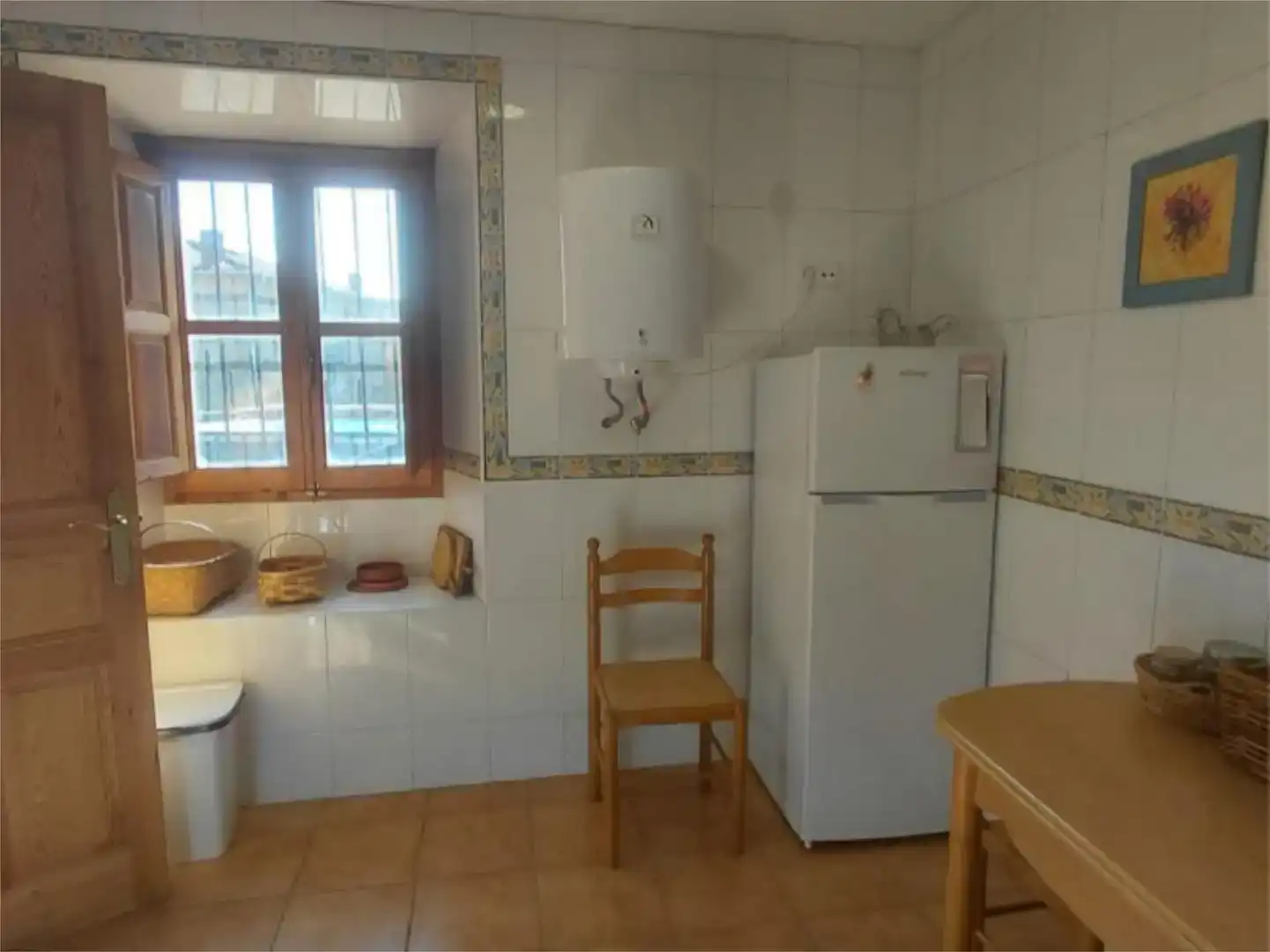 Cuina de Casa adosada en venda en Valderredible amb Piscina i Balcó