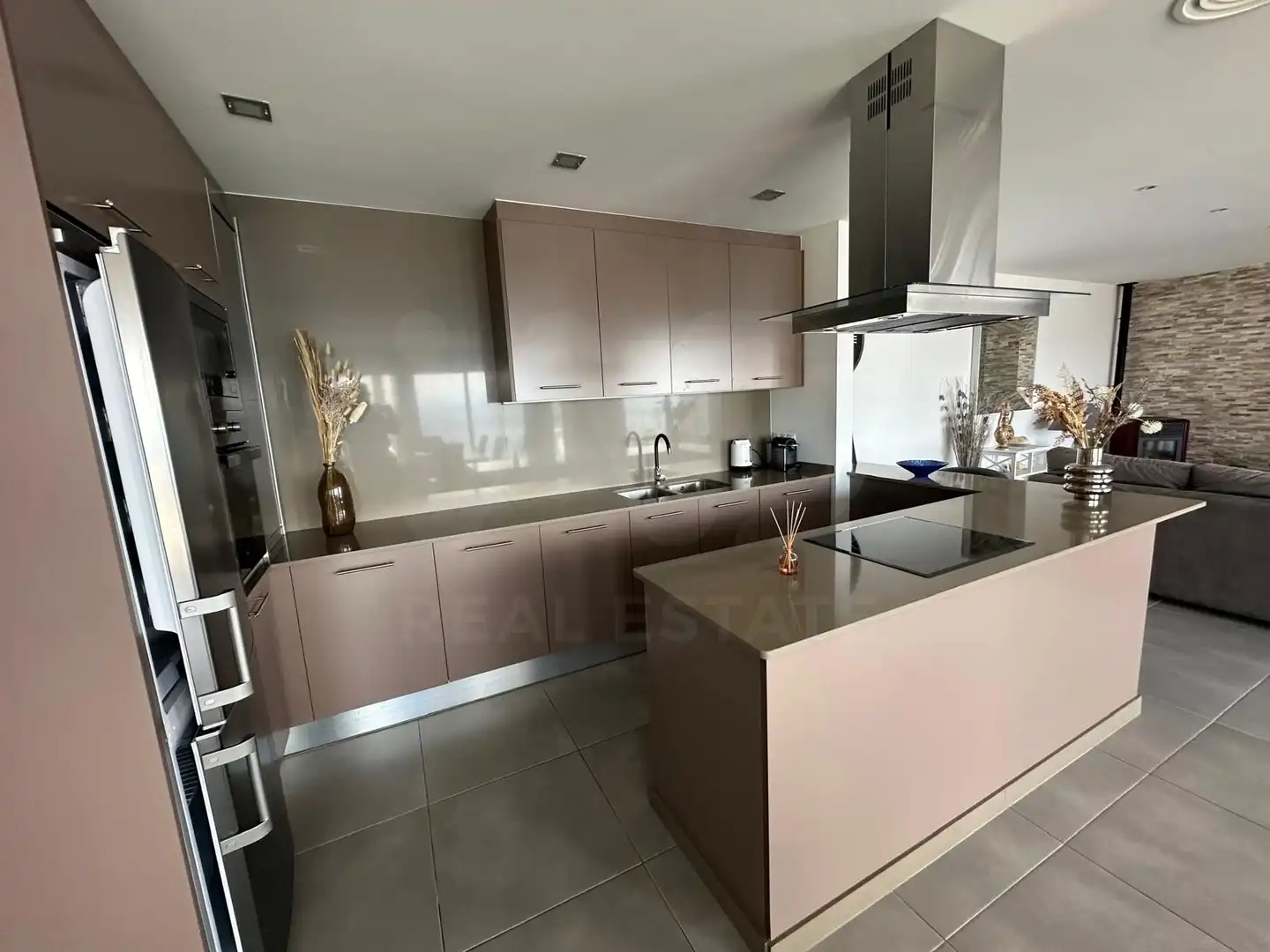 House with pool for sale in Almadrava - Canyelles - Puig-Rom, imagen 9