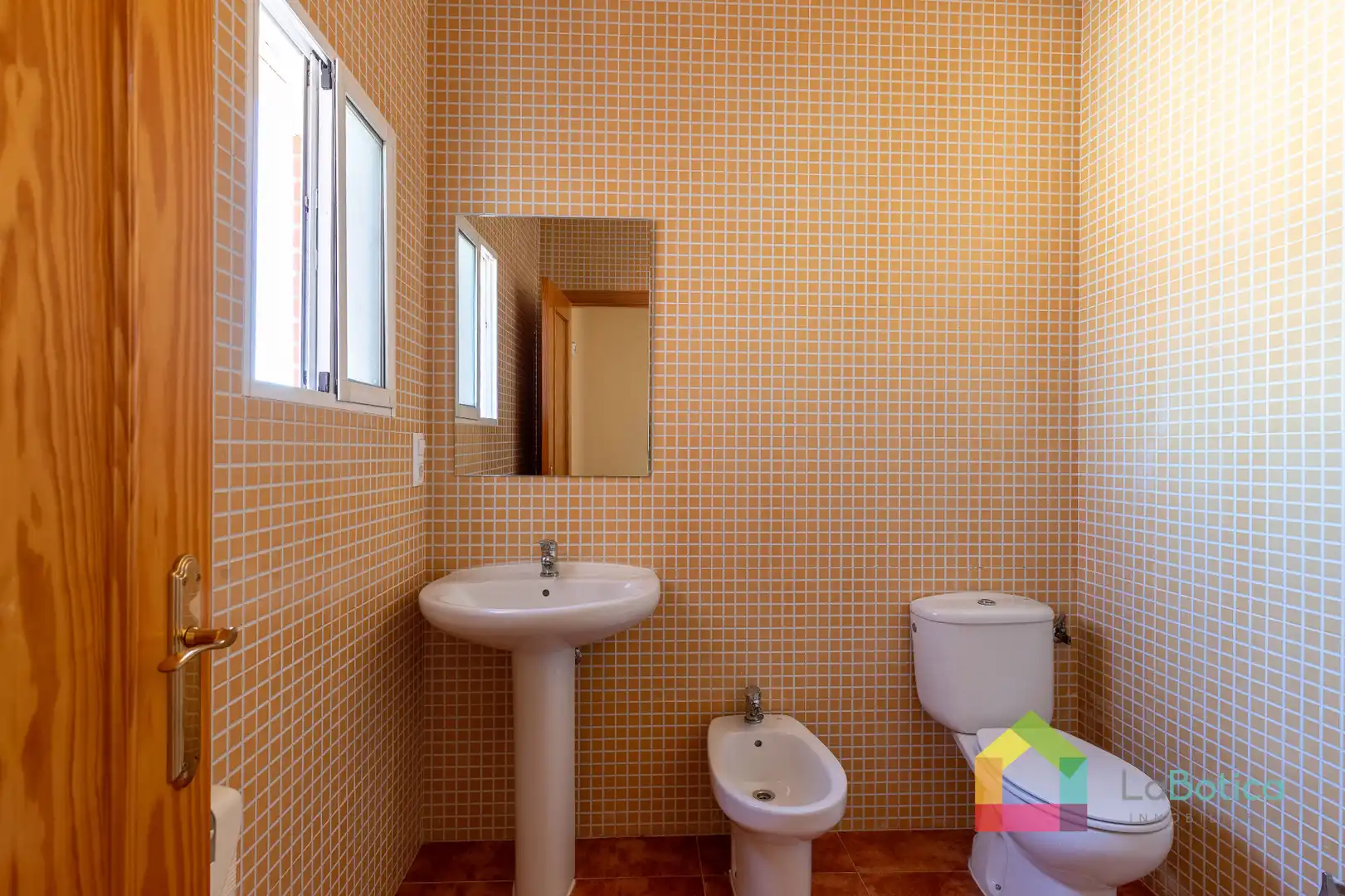 Baño de Casa adosada en venta en Carmena con Calefacción