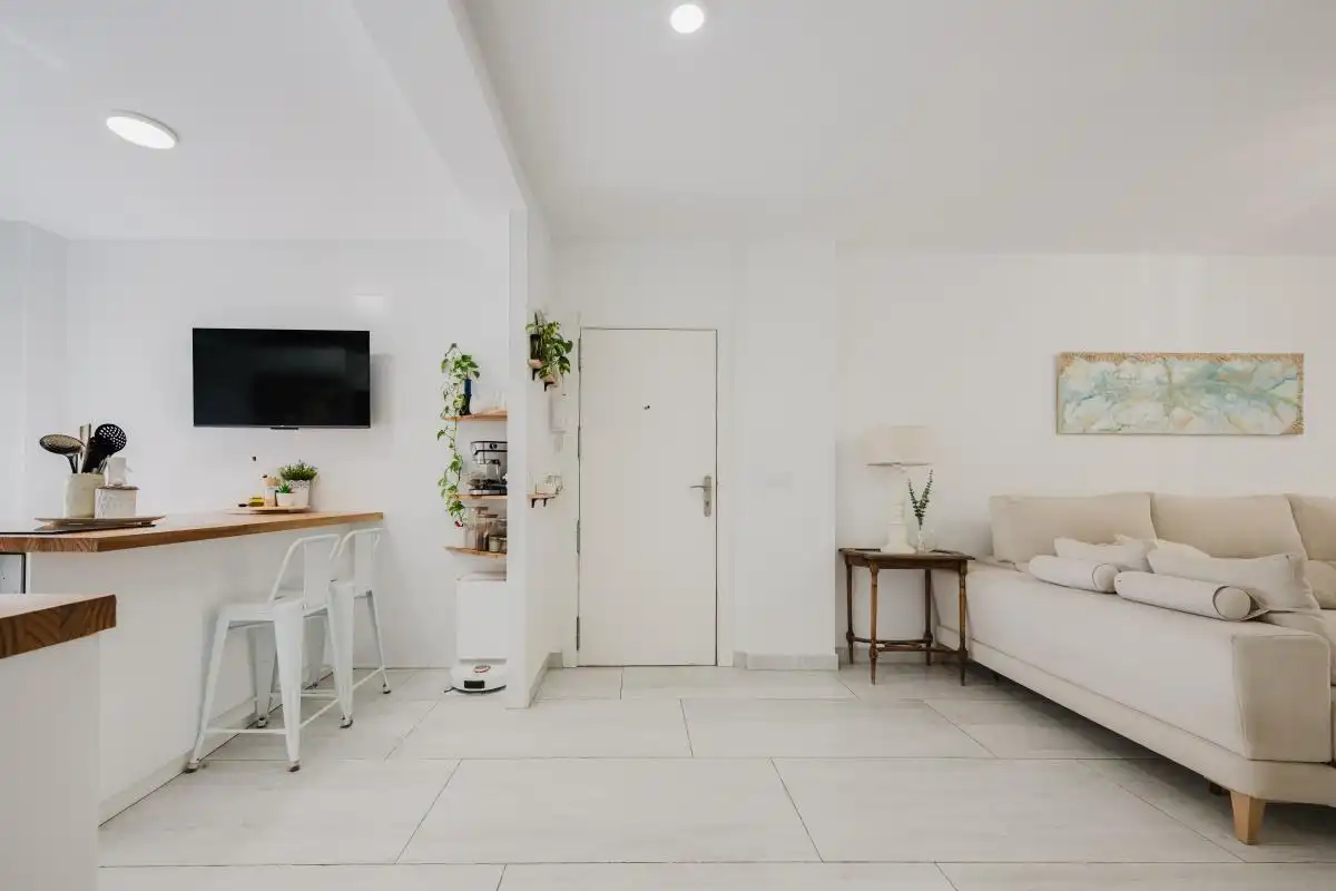 Sala de estar de Piso en venta en Sevilla con Aire acondicionado, Calefacción y Trastero