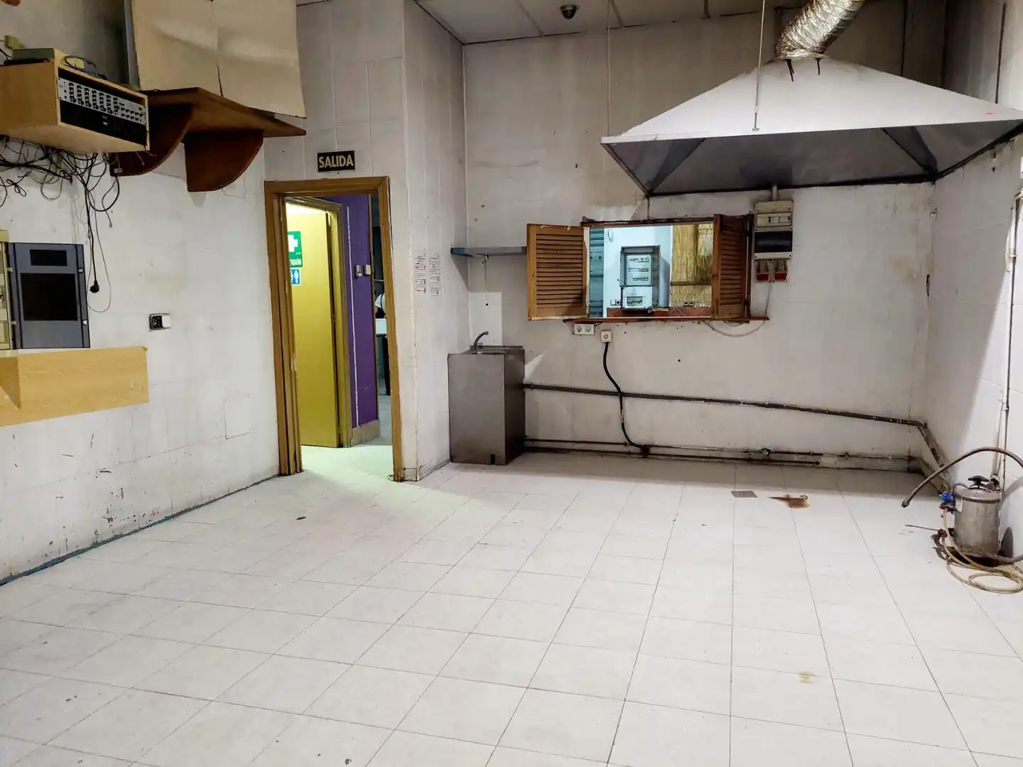 Commercial properties for rent in Murcia  with Air Conditioner