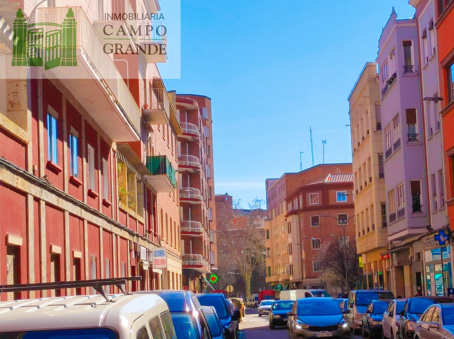 Vista exterior de Planta baixa en venda en Palencia Capital amb Calefacció, Forn i Rentadora