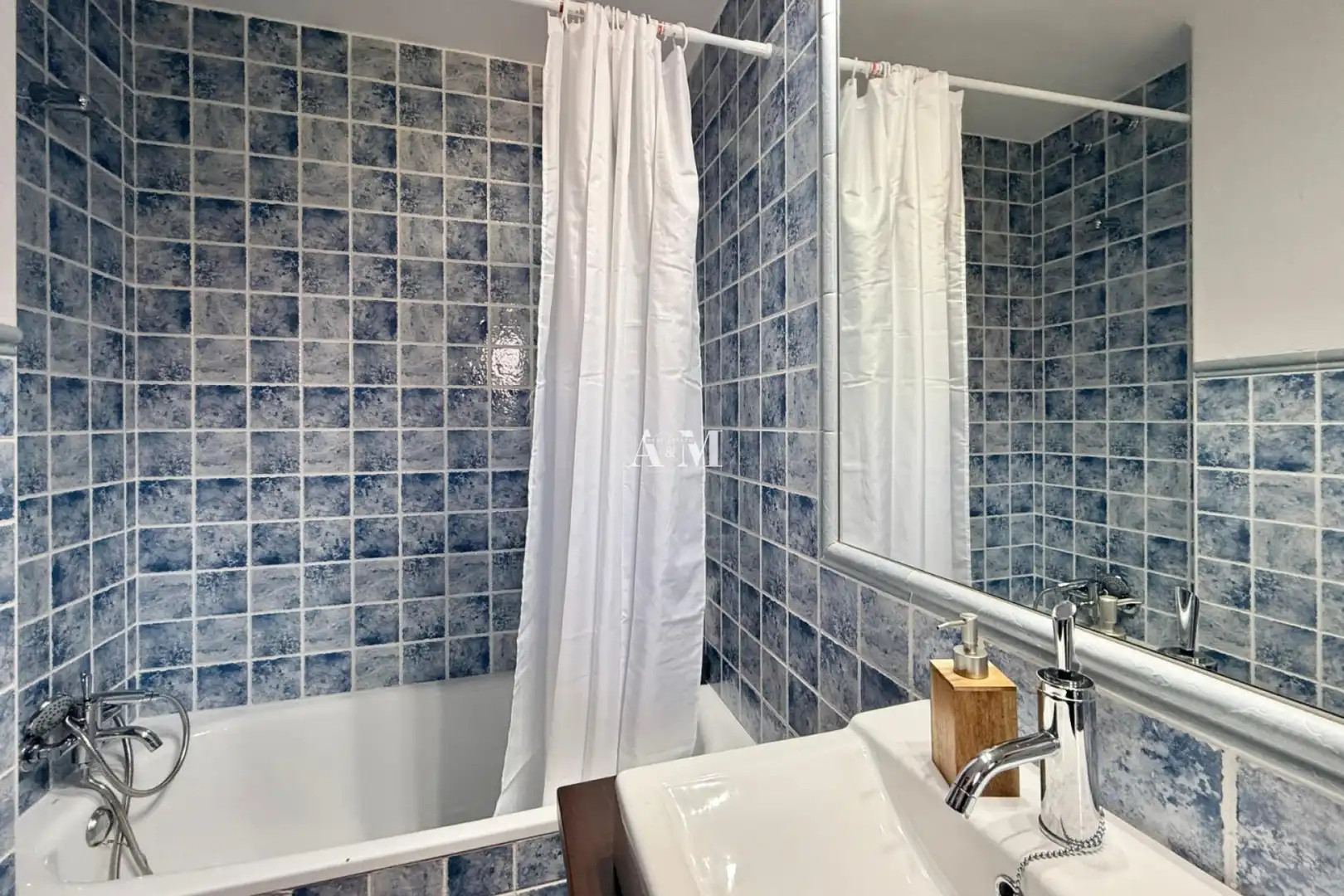 Bany de Casa o xalet de lloguer en Torrevieja amb Aire condicionat, Calefacció i Moblat
