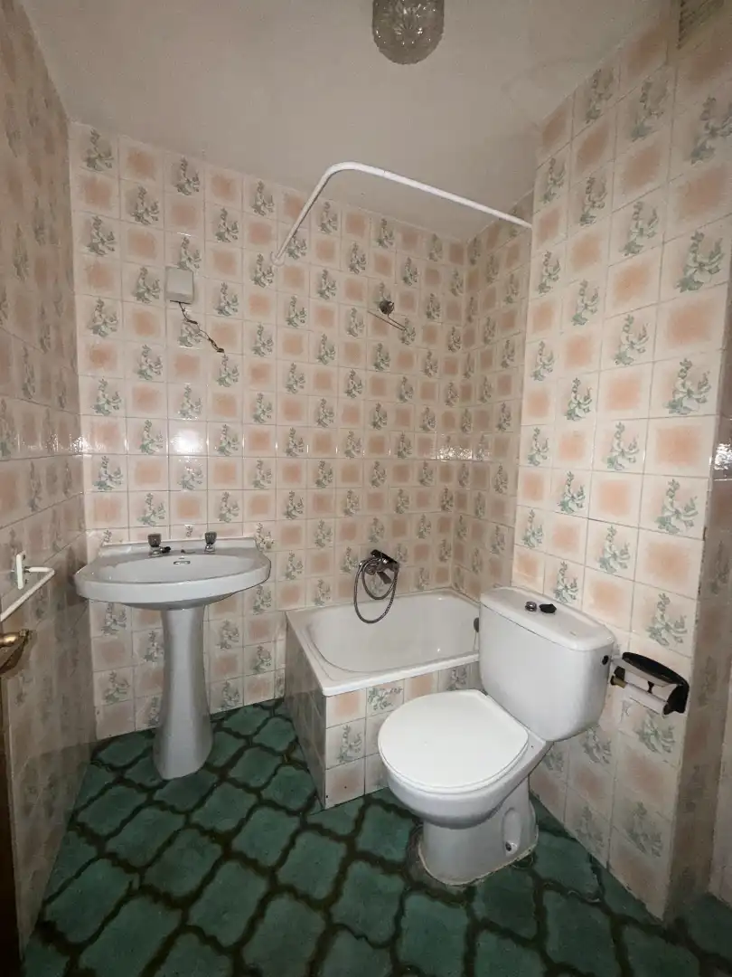Baño de Piso en venta en Benavente