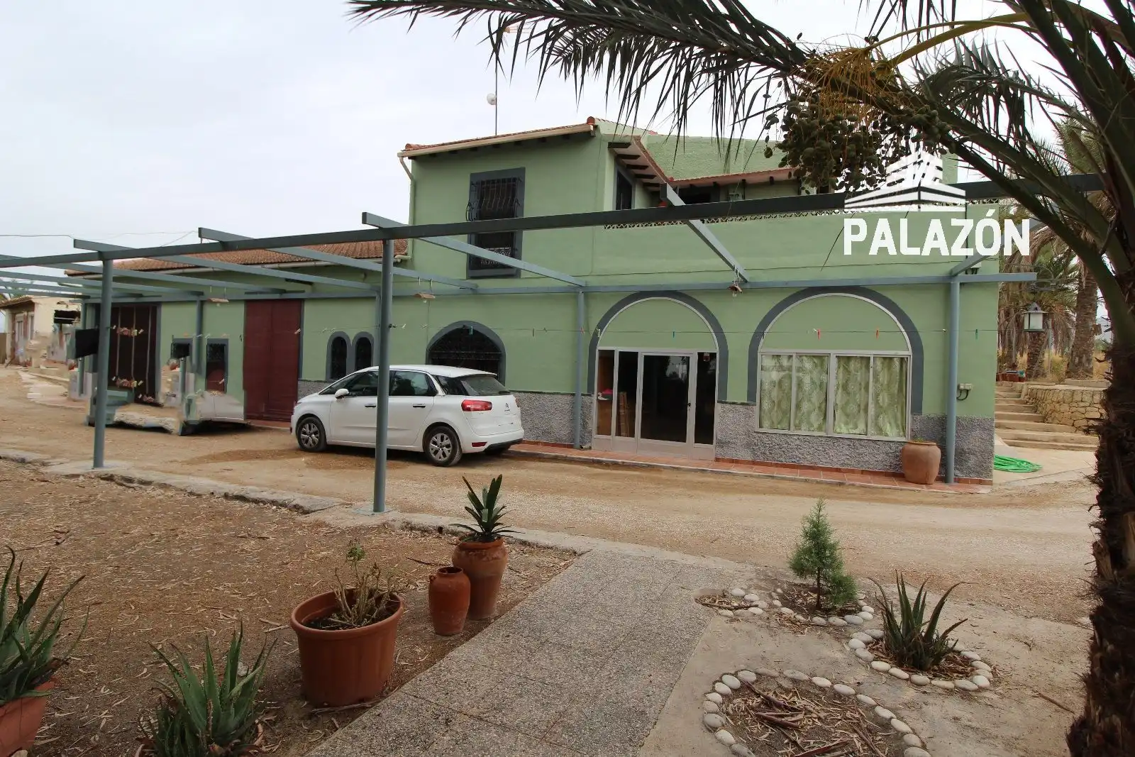 Maison rustique avec piscine à vendre à Crevillent