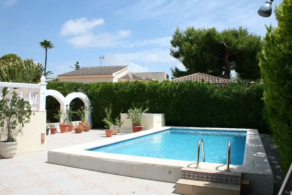 Swimming pool of Houses for sale in El Campello  with Air Conditioner