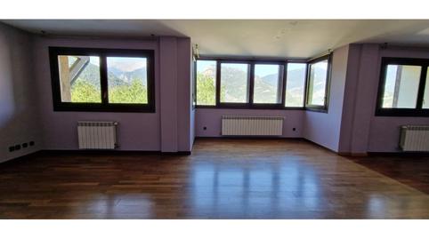 Foto 2 de Dúplex de alquiler en Ctra. de Les Agudes, 2-24, La Massana pueblo, La Massana