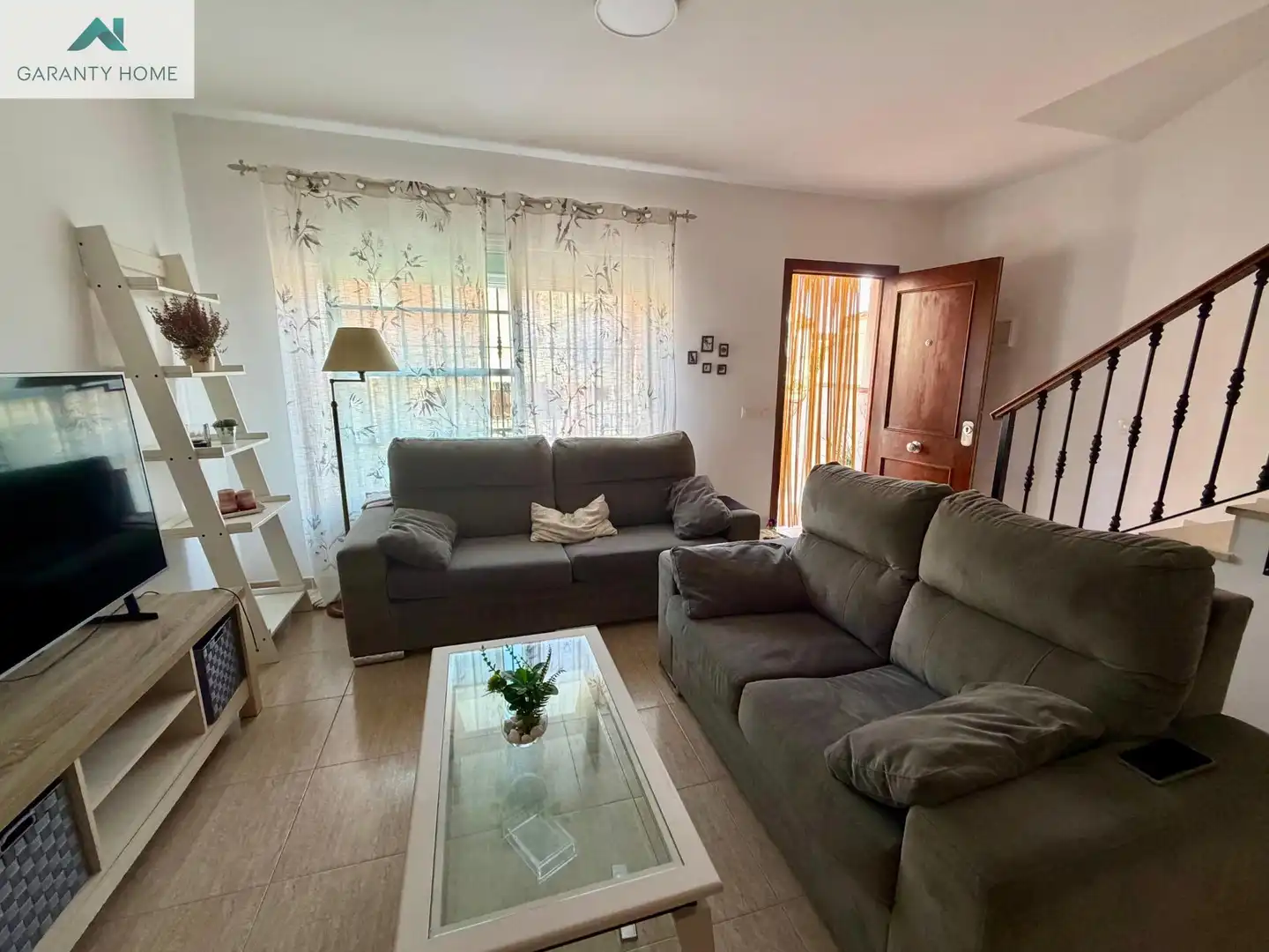 Living room of Detached homes for rent in Vélez-Málaga  with Air Conditioner, Terrace and Furnished