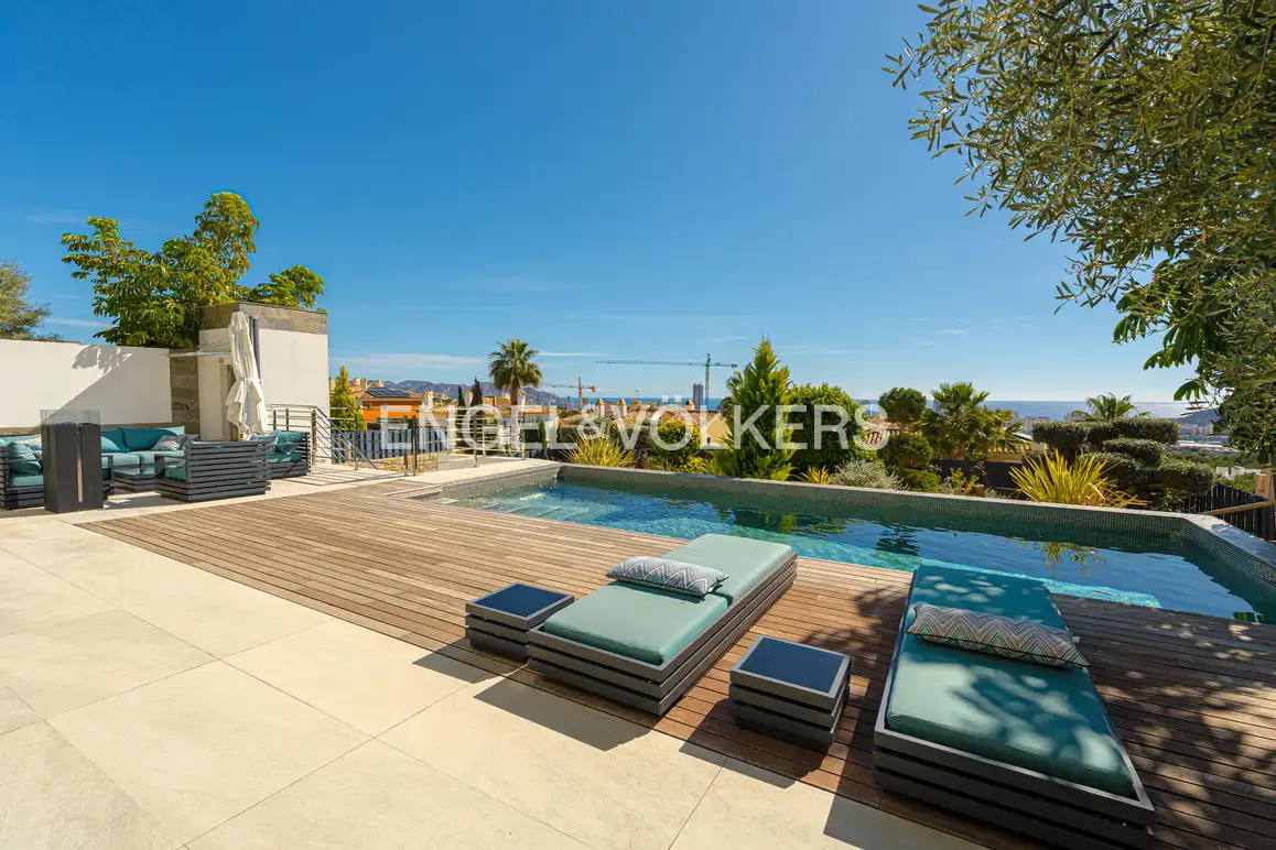 Casa amb piscina en venda a Golf Bahía, imagen 3