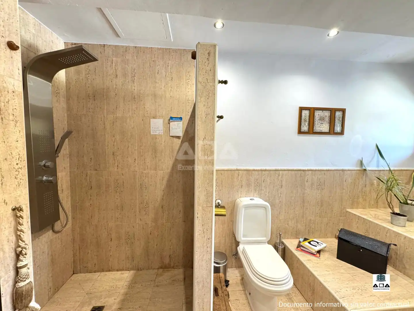 Bany de Casa o xalet en venda en Gijón  amb Calefacció, Jardí privat i Traster