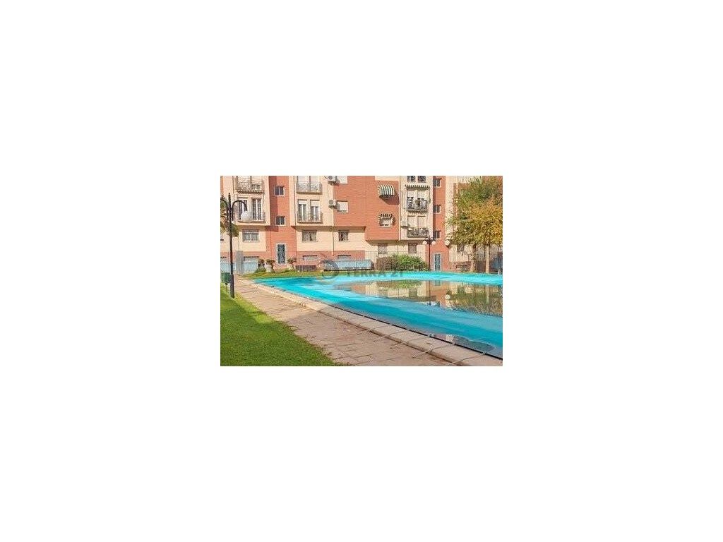Piscina de Piso de alquiler en  Jaén Capital con Piscina
