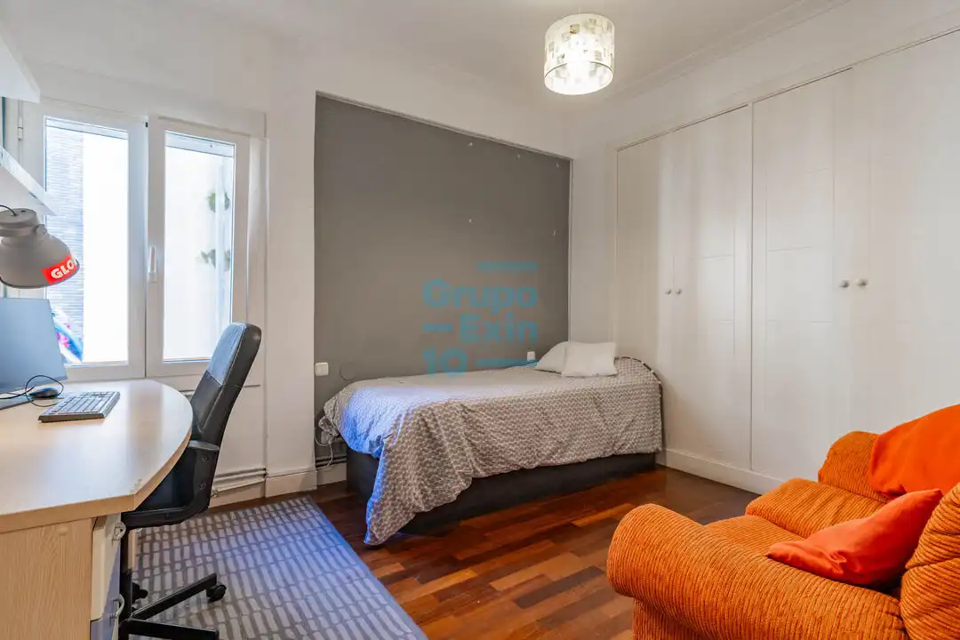 Habitación de Piso en venta en Donostia - San Sebastián  con Calefacción