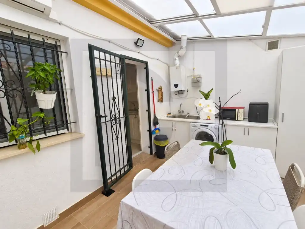 Terraced house with terrace for sale in Calle San Marcelo, imagen 5