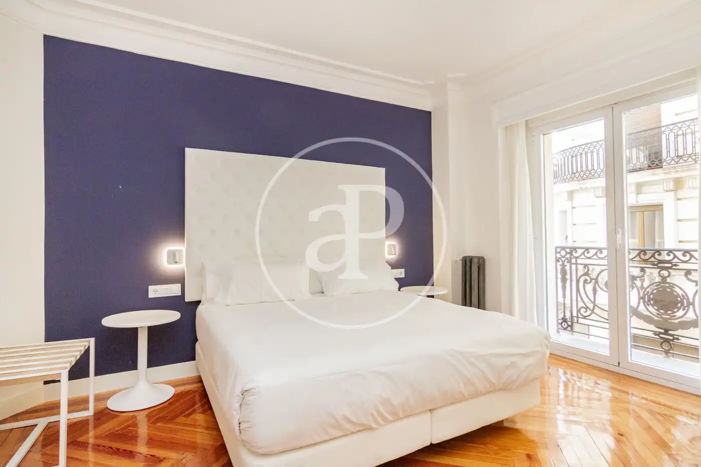 Schlafzimmer von Wohnung zur Miete in Madrid mit Klimaanlage, Heizung und Möbliert
