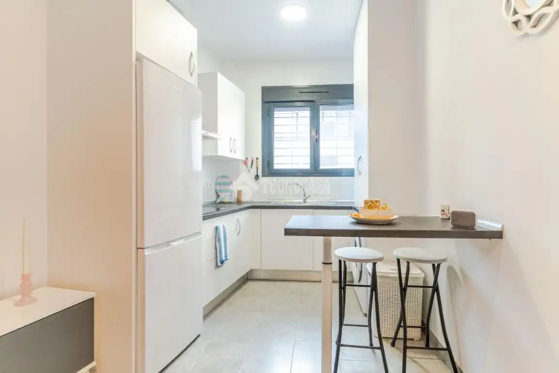 Cuina de Pis en venda en Motril amb Aire condicionat, Terrassa i Traster