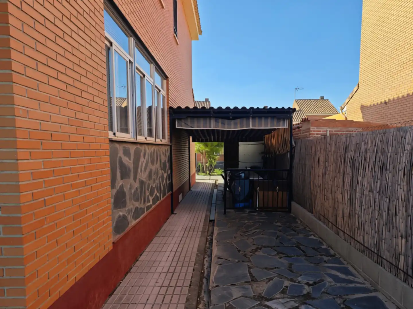 Detached house with pool for sale in Moraleja de Enmedio, imagen 6