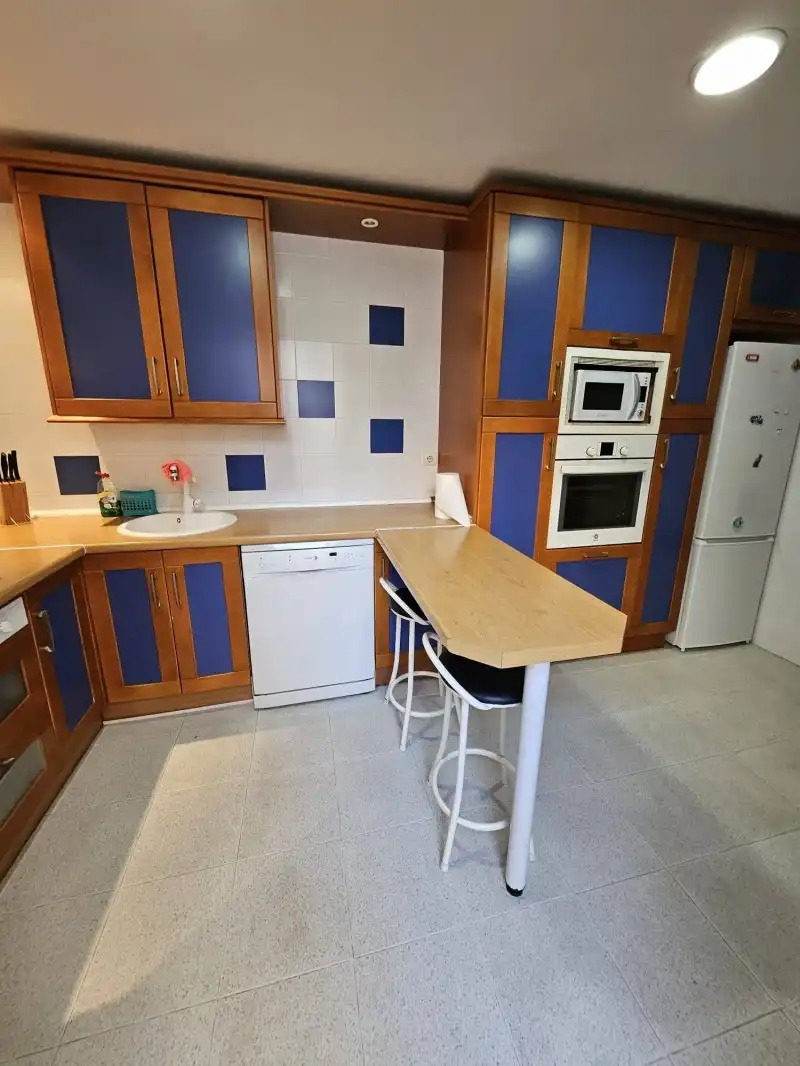 Cuina de Casa o xalet de lloguer en Cáceres amb Aire condicionat, Calefacció i Parquet