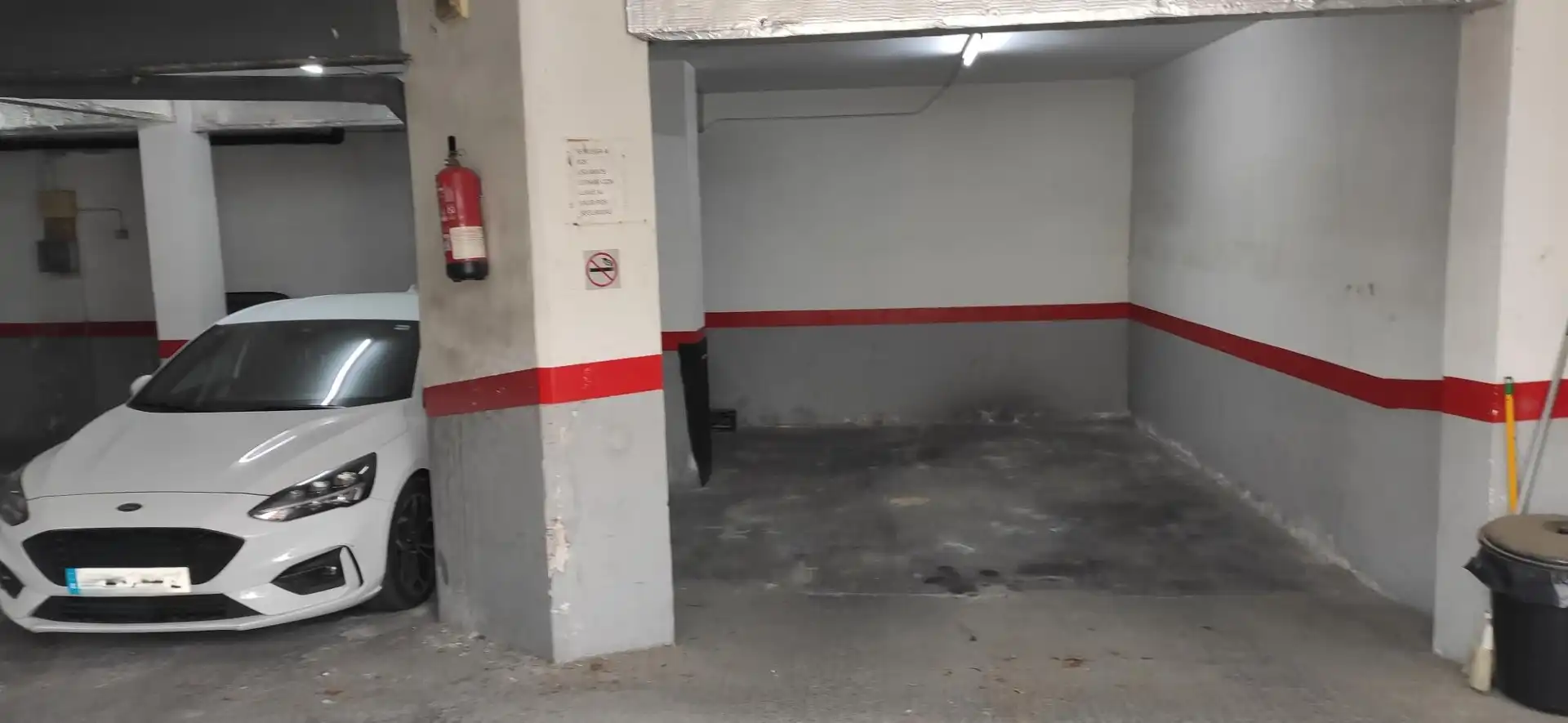 Parking de Local de alquiler en Badalona